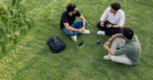 3 Friends in Al Dafna Park